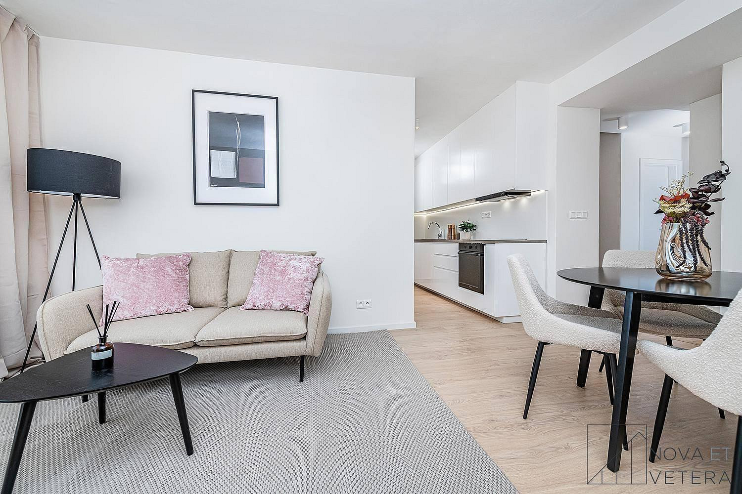Prodej bytu 4+kk 74 m² – fotografie 2