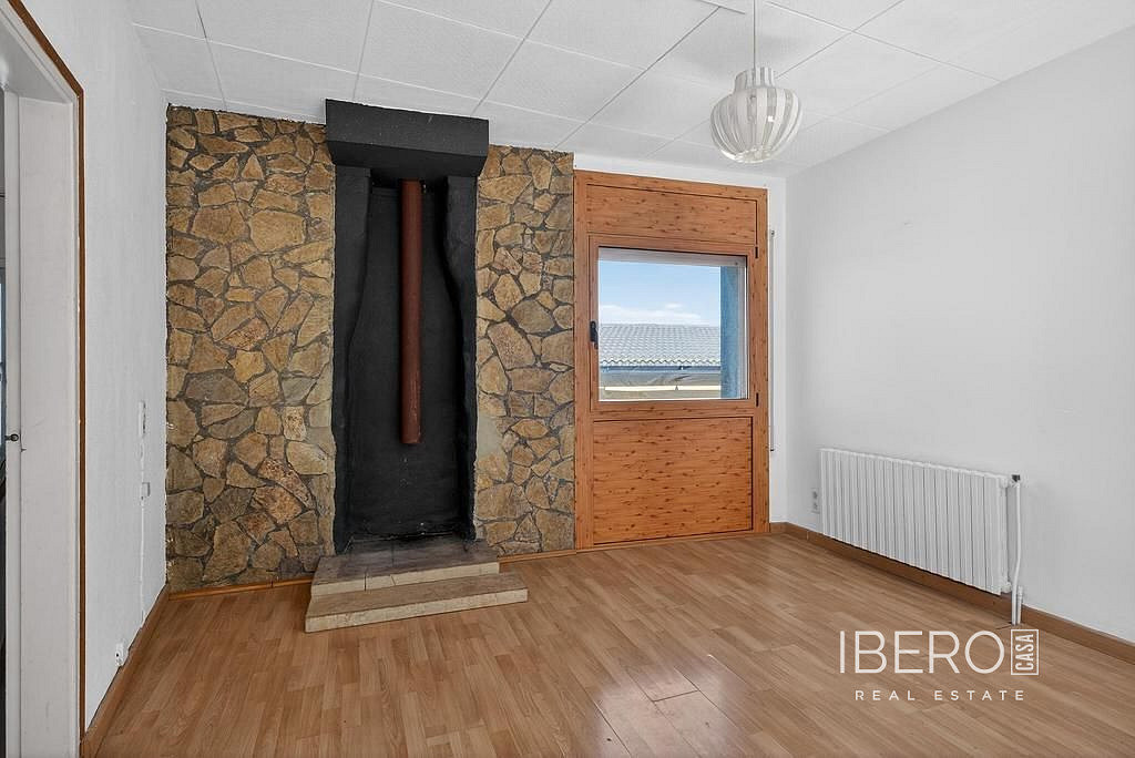 Prodej domu 585 m² s pozemkem 251 m² — photo 2