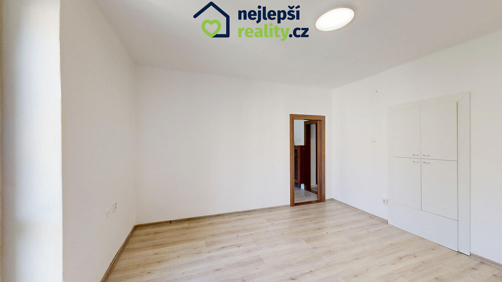 Pronájem bytu 2+1 58 m² – fotografie 4