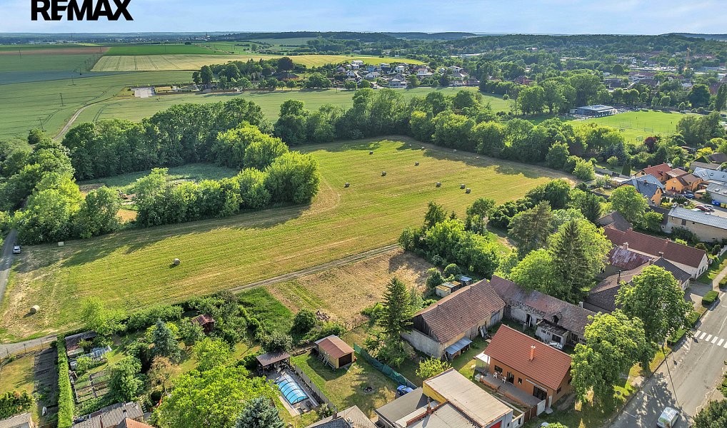 Prodej stavebního pozemku 508 m², Milovice – náhled fotky 10