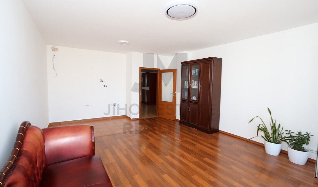 Prodej bytu 3+kk 90 m², Praha – náhled fotky 2
