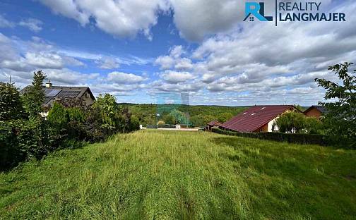 Prodej stavebního pozemku 972 m², Otročiněves, okres Beroun