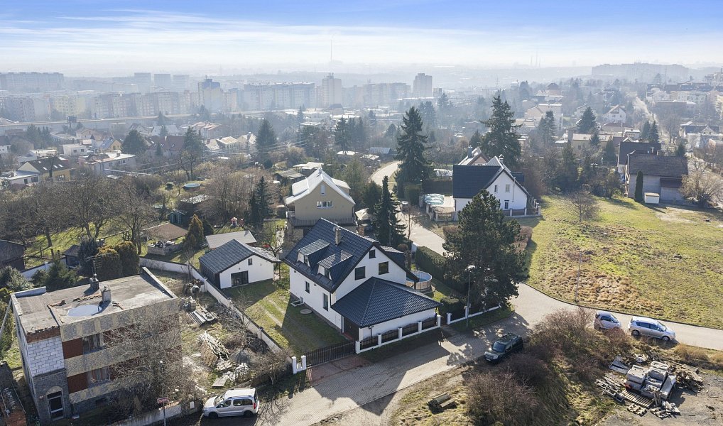 Prodej domu 207 m² s pozemkem 758 m², Praha – náhled fotky 53