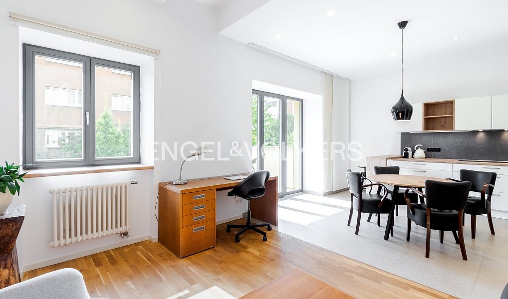 Pronájem bytu 2+kk 65 m², Praha – náhled fotky 4
