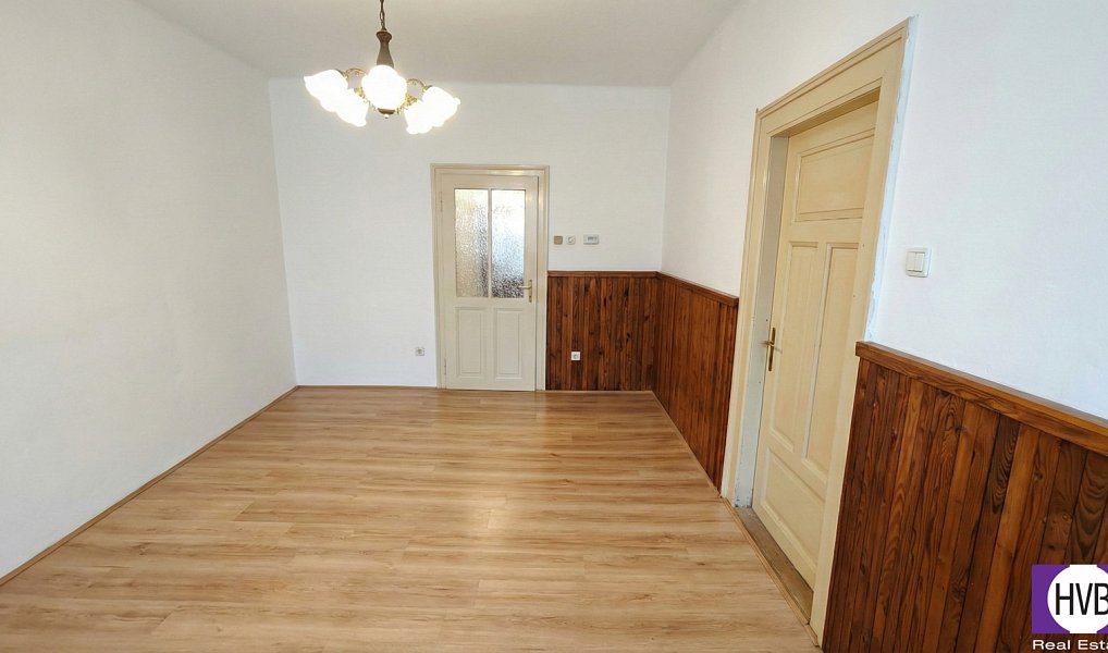 Prodej domu 300 m² s pozemkem 213 m², Dobrovice – náhled fotky 13