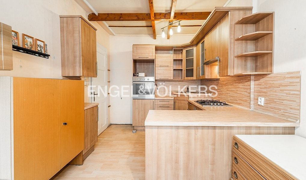 Prodej bytu 2+1 94 m², Praha – náhled fotky 4