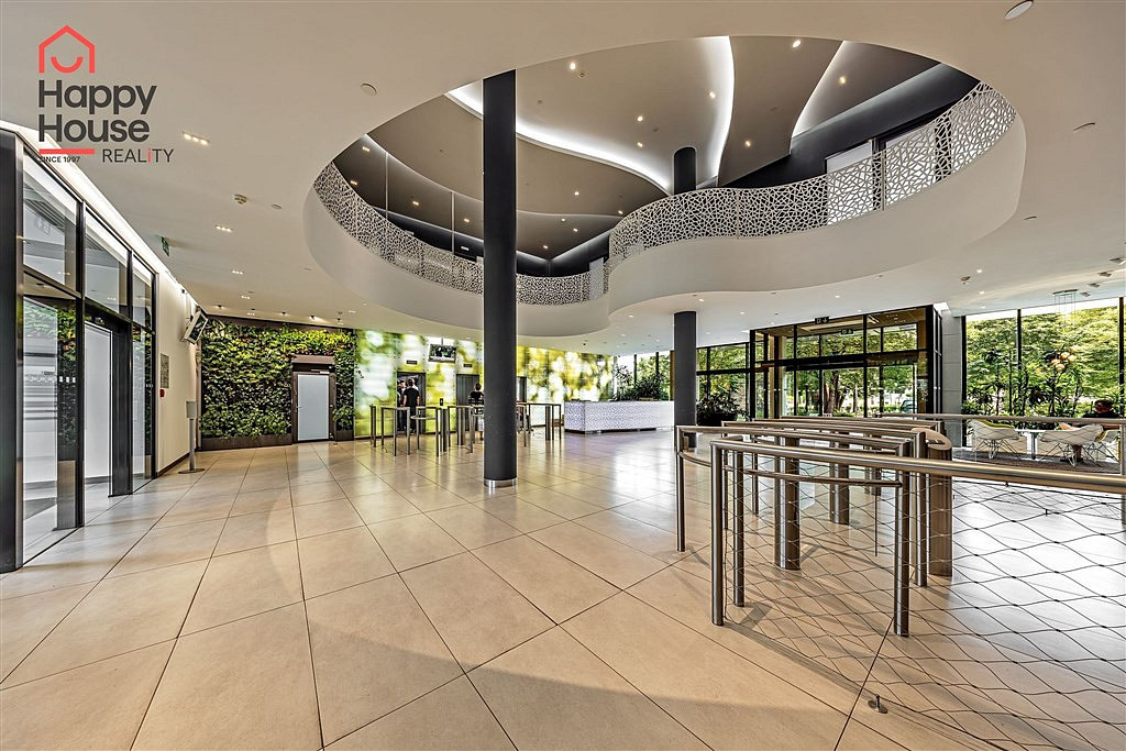 Pronájem kanceláře 773 m² — photo 2