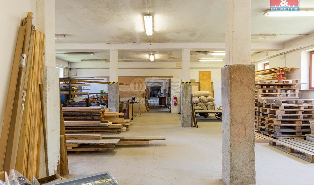 Prodej domu 2 000 m² s pozemkem 2 523 m², Valšov – náhled fotky 9
