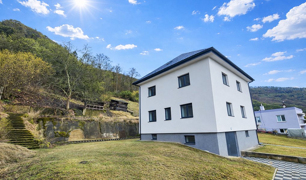 Prodej domu 272 m² s pozemkem 1 492 m², Ústí nad Labem – náhled fotky 2