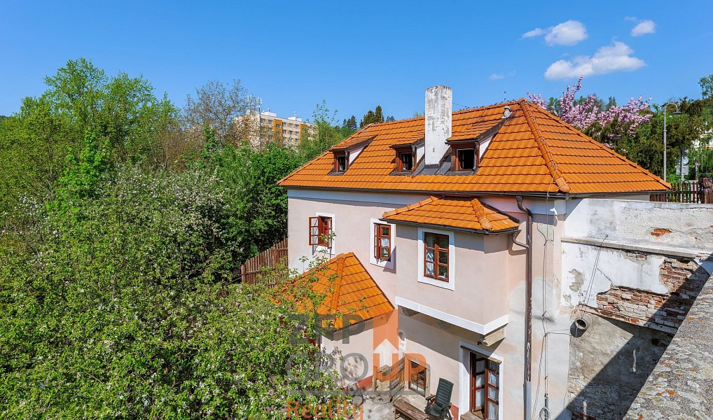 Prodej ubytovacího objektu 143 m², Český Krumlov – náhled fotky 9