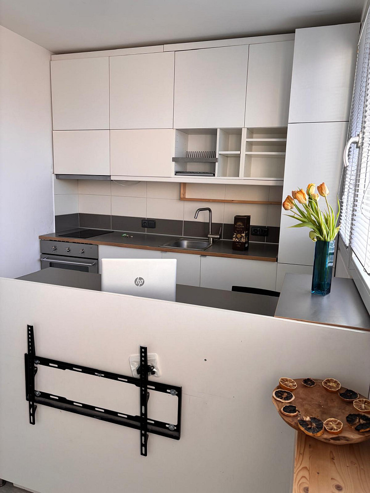 Pronájem bytu 2+kk 37 m² – fotografie 2