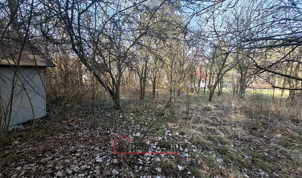 Prodej stavebního pozemku 1 216 m², Nové Mitrovice – náhled fotky 8
