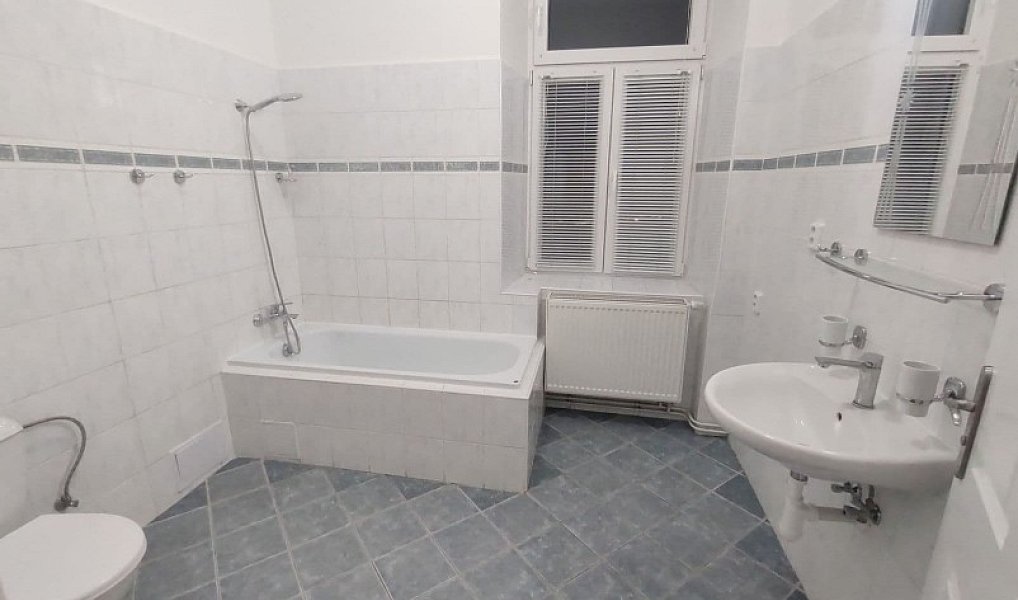 Pronájem bytu 2+1 75 m², Litoměřice – náhled fotky 3