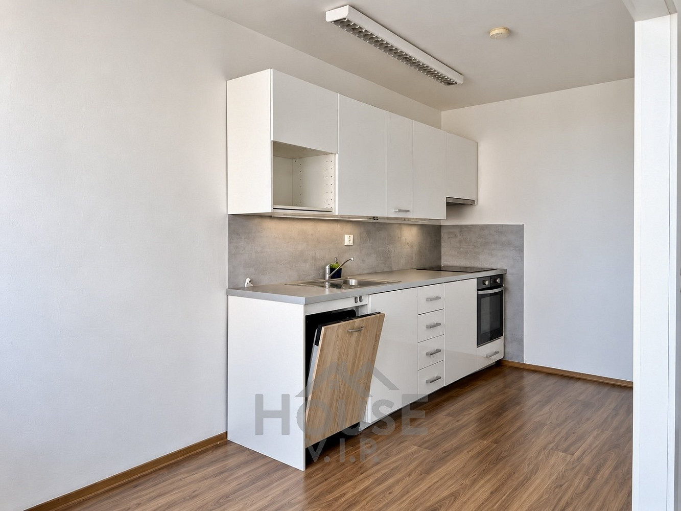 Prodej bytu 3+1 80 m² – fotografie 2