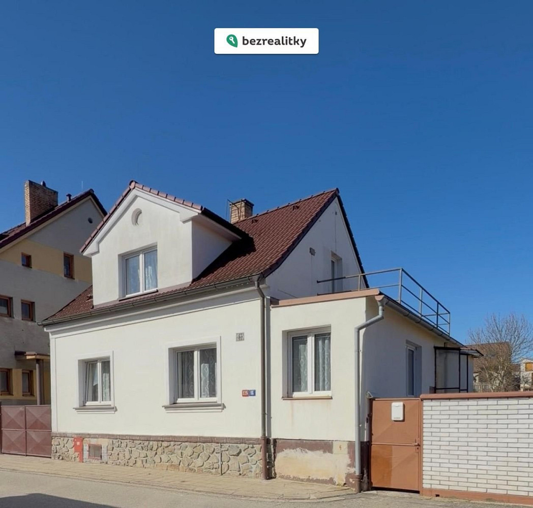 Prodej domu 156 m² s pozemkem 812 m²