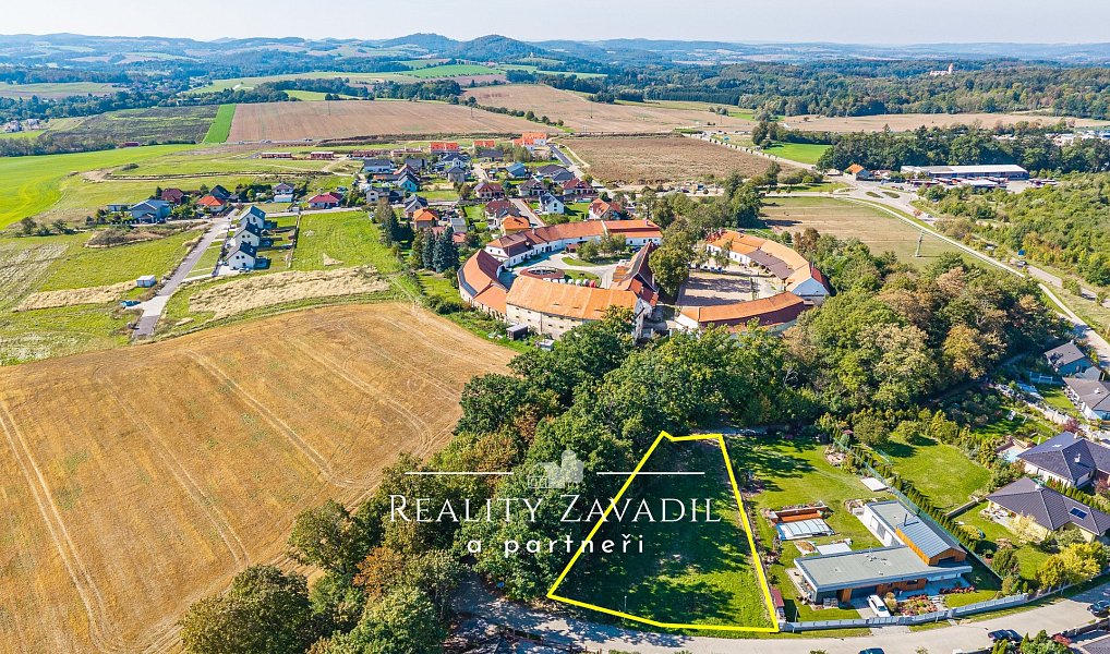Prodej stavebního pozemku 2 063 m², Benešov – náhled fotky 5