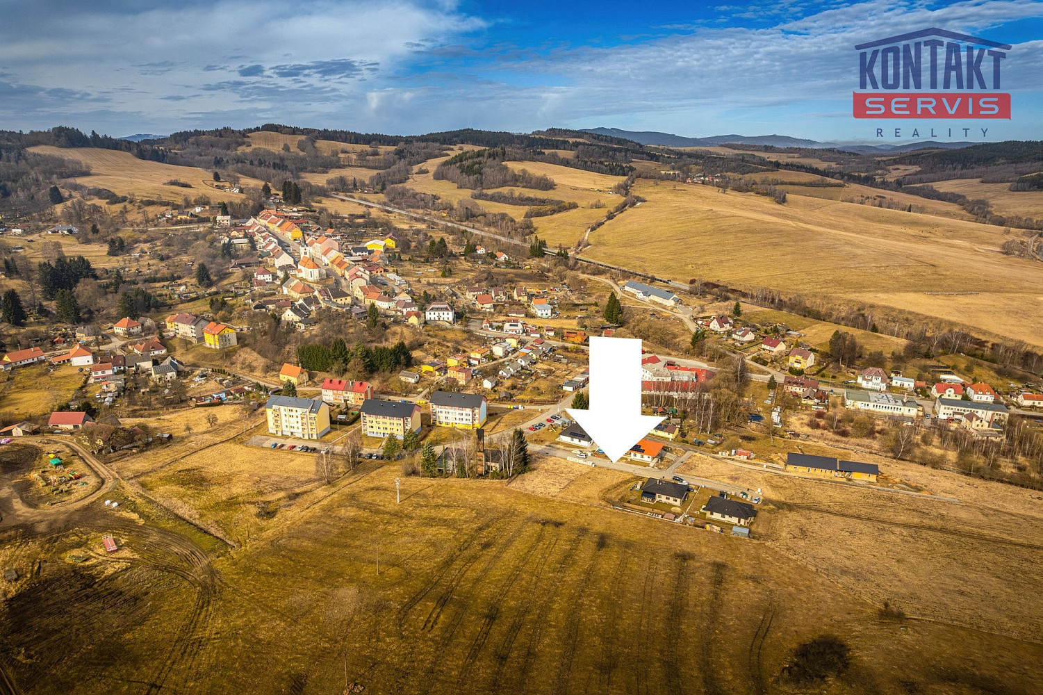 Prodej stavebního pozemku 1 016 m² – pohled 2