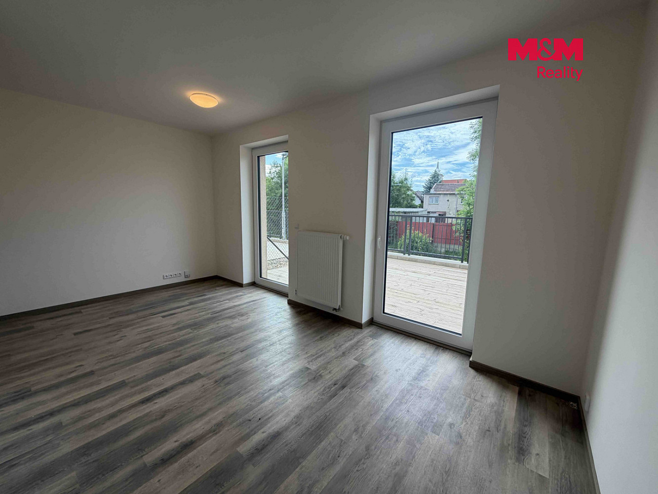 Pronájem bytu 1+kk 28 m² – pohled 2