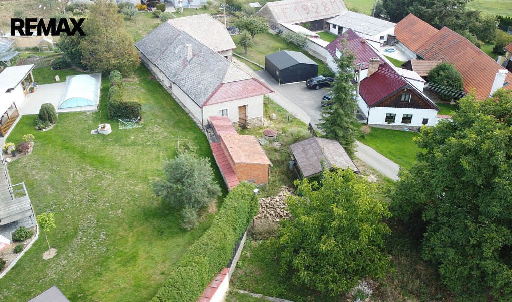 Prodej domu 150 m² s pozemkem 410 m², Dvory – náhled fotky 5