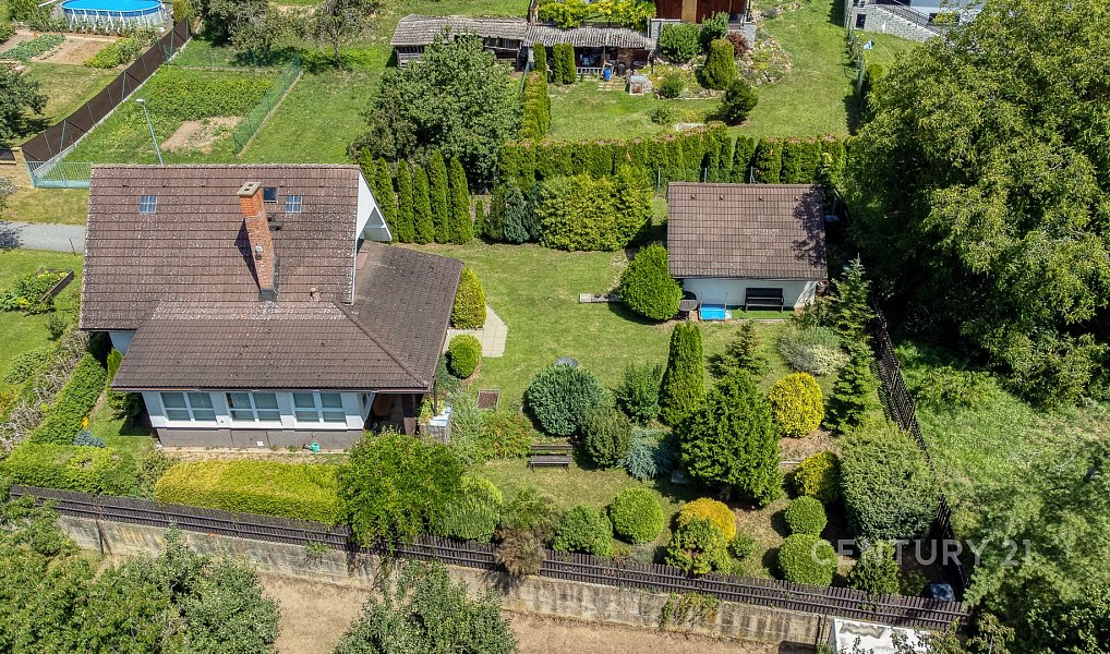 Prodej domu 139 m² s pozemkem 822 m², Dobrovice – náhled fotky 13