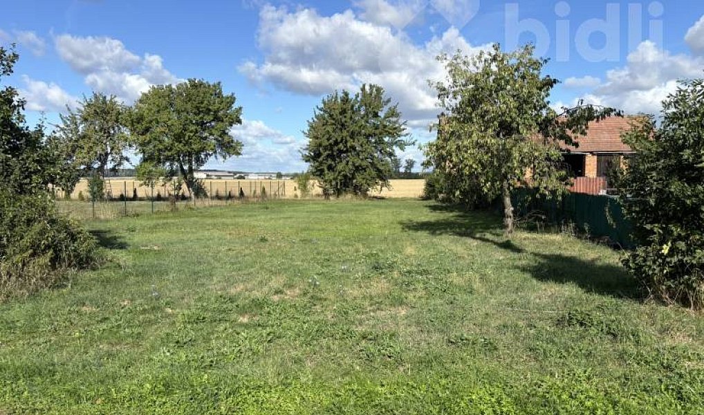 Prodej stavebního pozemku 807 m², Uničov – náhled fotky 2