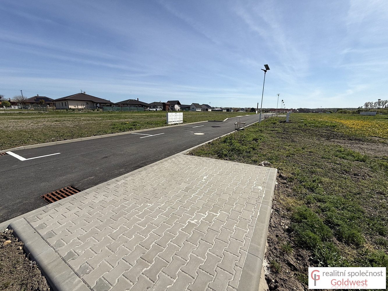 Prodej stavebního pozemku 820 m² – fotografie 5