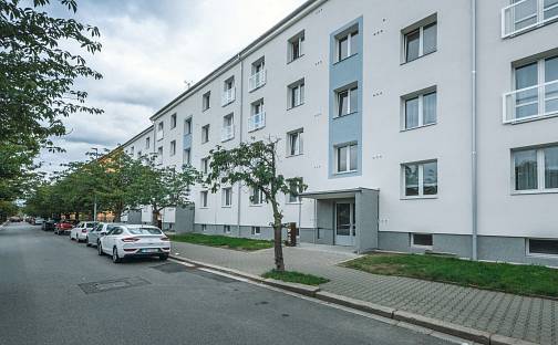 Pronájem bytu 2+kk 54 m², Benešovo náměstí, Pardubice - Zelené Předměstí