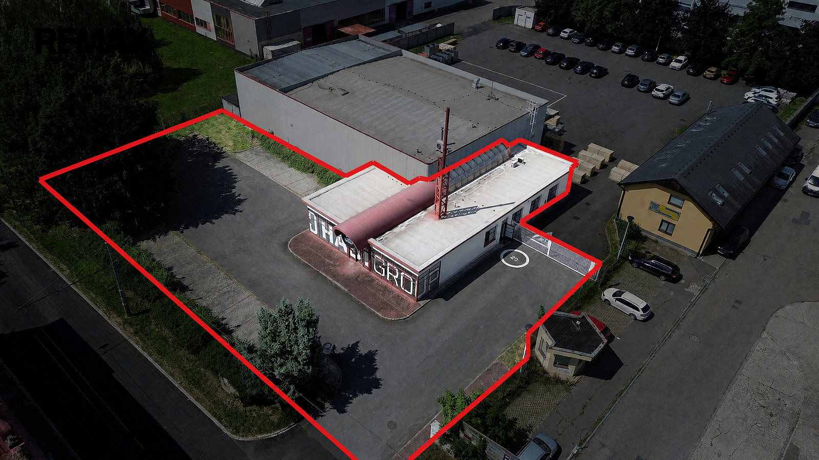 Pronájem kanceláře 250 m²