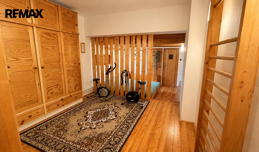 Prodej ubytovacího objektu 474 m², Litohošť – náhled fotky 17