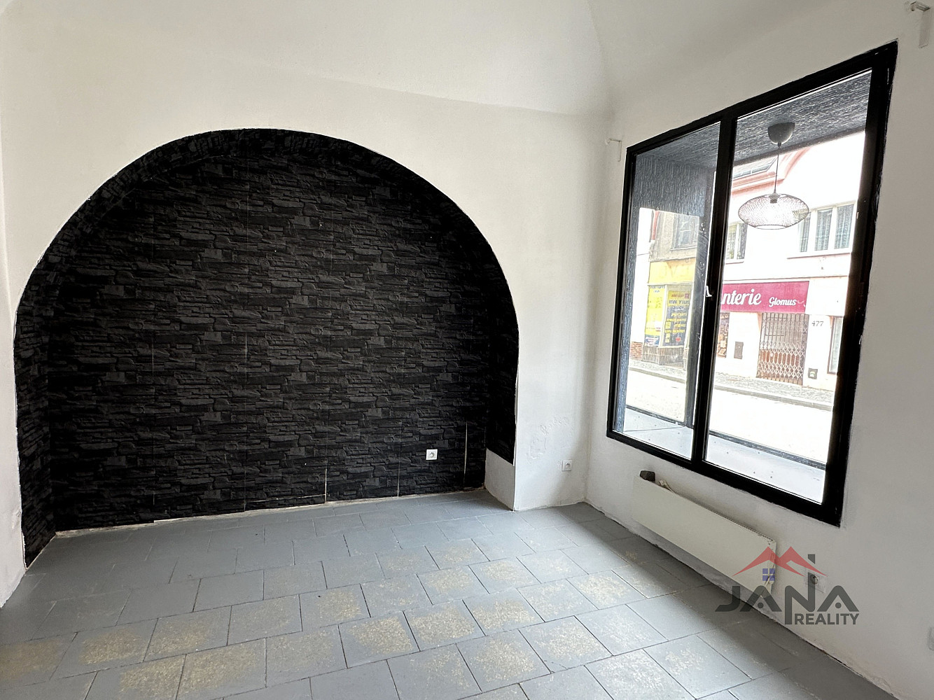 Pronájem obchodních prostor 22 m² – fotografie 3
