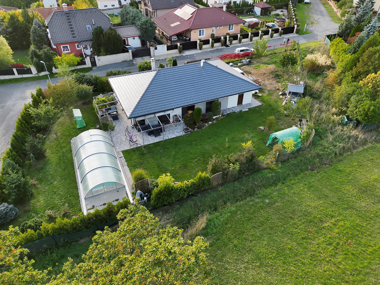 Prodej domu 143 m² s pozemkem 1 109 m² – fotografie 2