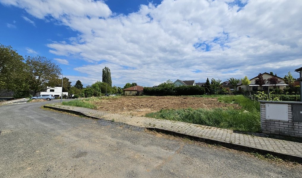 Prodej stavebního pozemku 1 554 m², Škvorec – náhled fotky 4