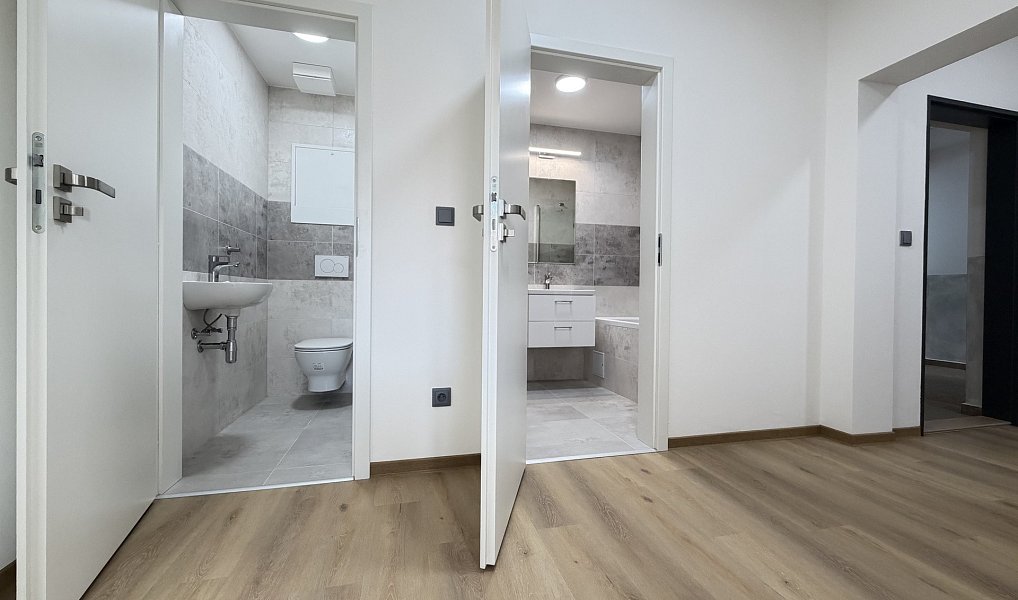 Pronájem bytu 2+kk 48 m², Napajedla – náhled fotky 6