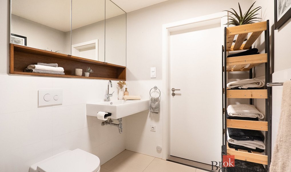 Prodej bytu 2+kk 75 m², Praha – náhled fotky 11
