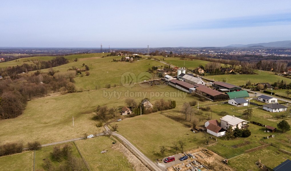 Prodej stavebního pozemku 1 044 m², Český Těšín – náhled fotky 2