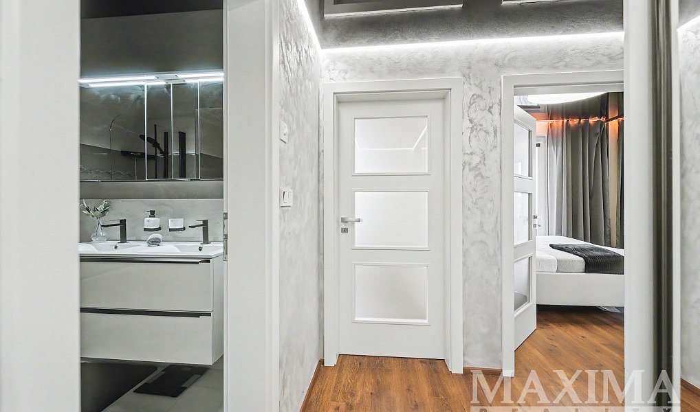 Prodej bytu 3+kk 77 m², Praha – náhled fotky 9