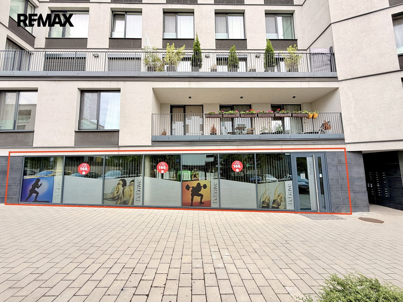 Pronájem obchodních prostor 173 m² – pohled 4