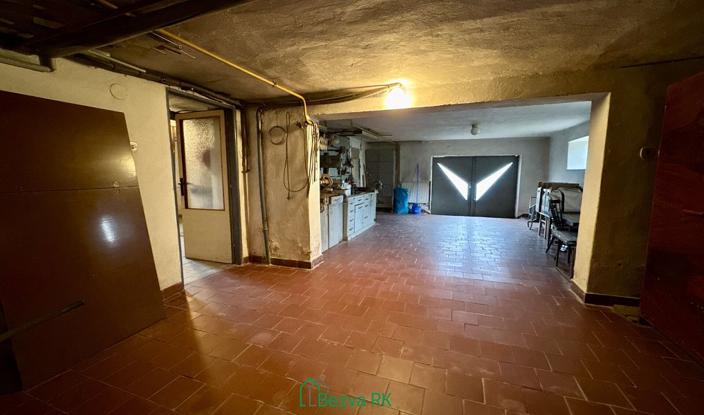 Prodej domu 275 m² s pozemkem 789 m², Zbiroh – náhled fotky 24