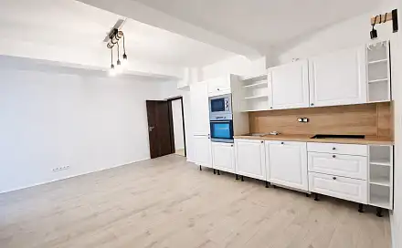 Prodej bytu 1+kk 45 m², Jankovcova, Praha 7 - Holešovice
