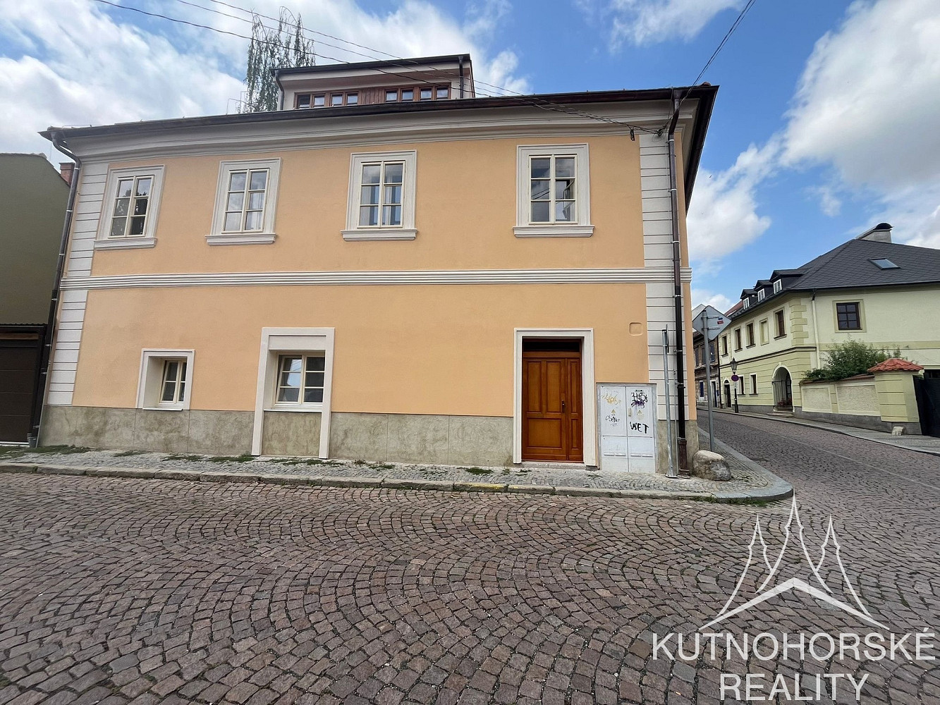 Pronájem garáže 15 m2, kutná hora-vnitřní město - jungmannovo náměstí — photo 2
