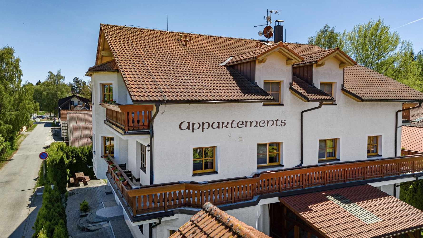 Prodej ubytovacího objektu 566 m² — photo 3