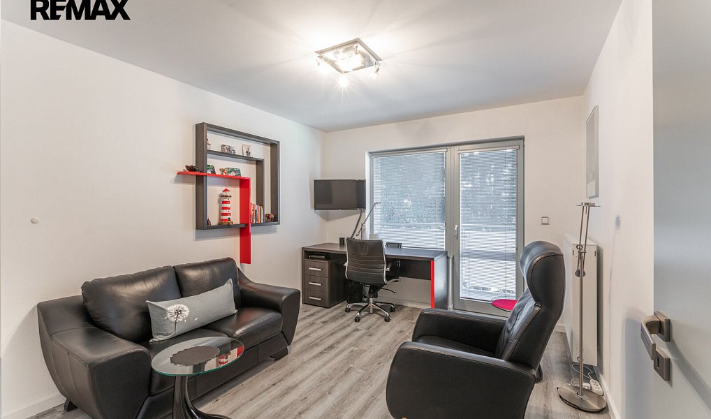 Prodej domu 227 m² s pozemkem 2 787 m², Okrouhlá – náhled fotky 9
