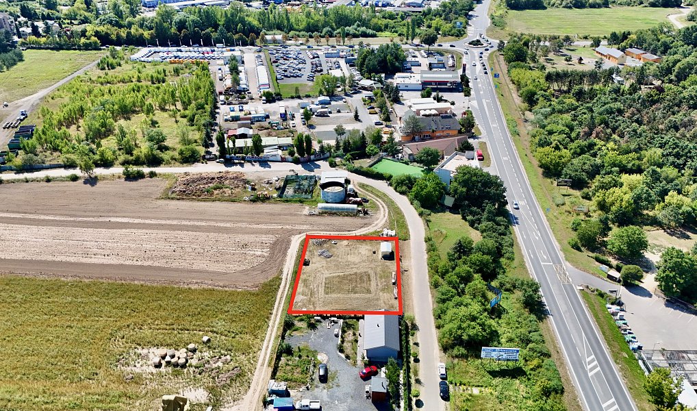 Pronájem komerčního pozemku 1 215 m², Praha – náhled fotky 3