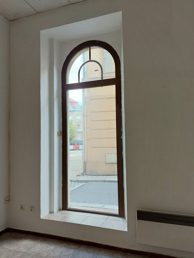 Pronájem obchodních prostor 36 m² – fotografie 3
