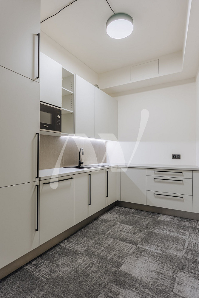 Pronájem kanceláře 326 m² — photo 5