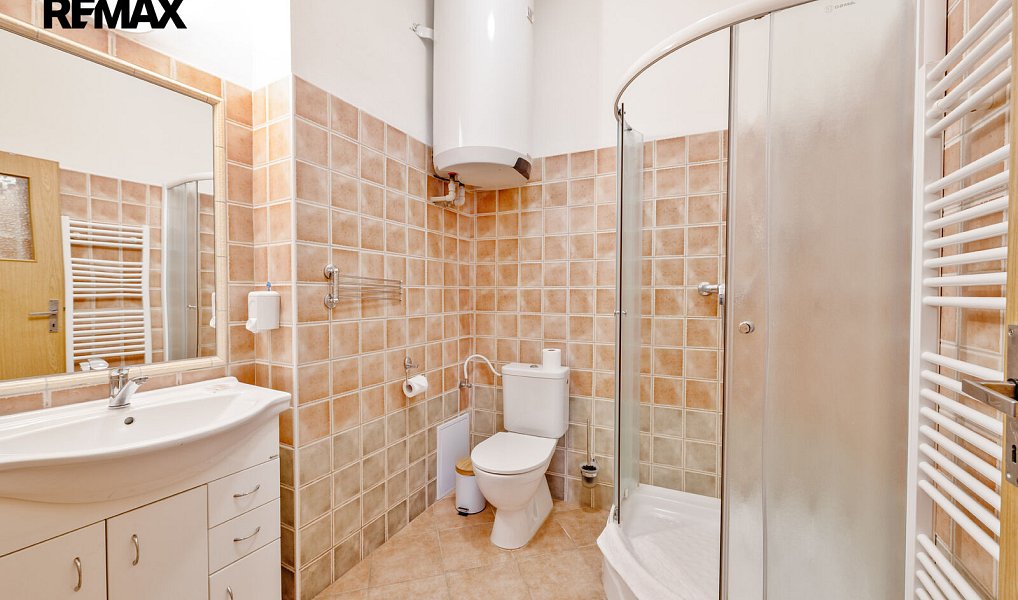 Prodej nájemního domu, činžáku 266 m², Tábor – náhled fotky 17