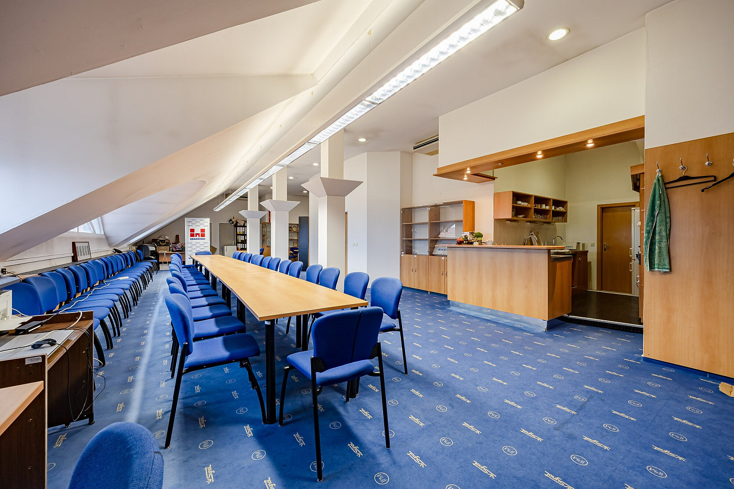 Prodej obchodních prostor 992 m² – fotografie 5