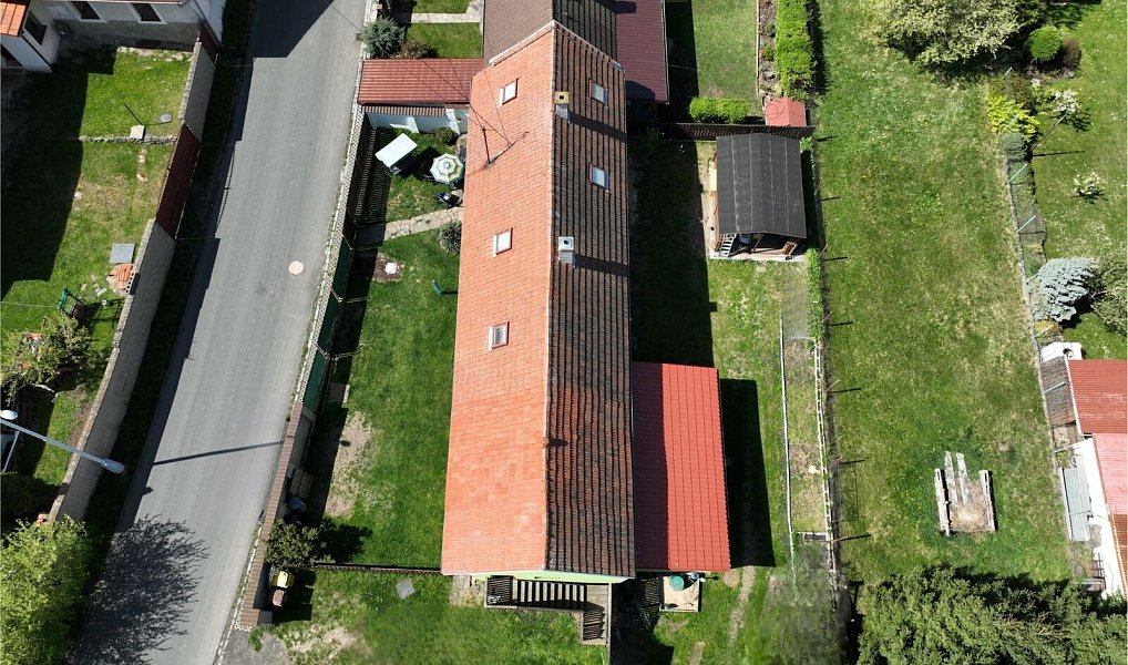Prodej domu 165 m² s pozemkem 604 m², Lošany – náhled fotky 21