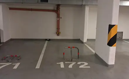 Prodej parkovacích stání, 2 x 11,5m2, Názovská,