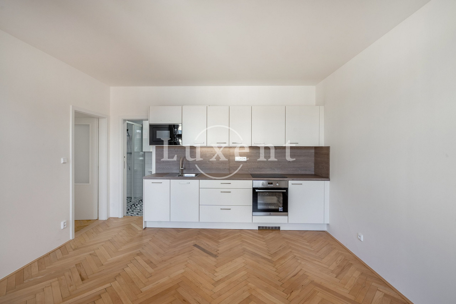 Pronájem bytu 2+kk 42 m² – fotografie 2